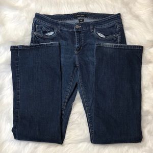 White House Black Market Boot Leg Jean Size 10R